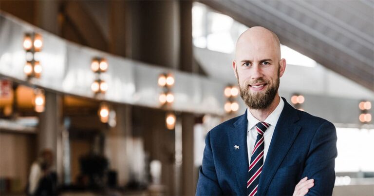M kallar energi- och digitaliseringsministern till näringsutskottet, med anledning av risken för bortkoppling från elnätet