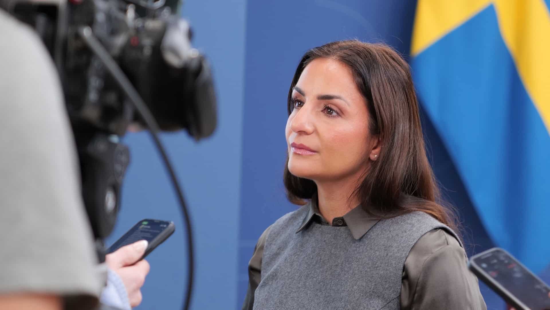 Parisa Liljestrand, kulturminister, presenterar den nya lässtrategin