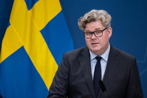 Justitieminister Gunnar Strömmer presskonferens om att skärpta straff